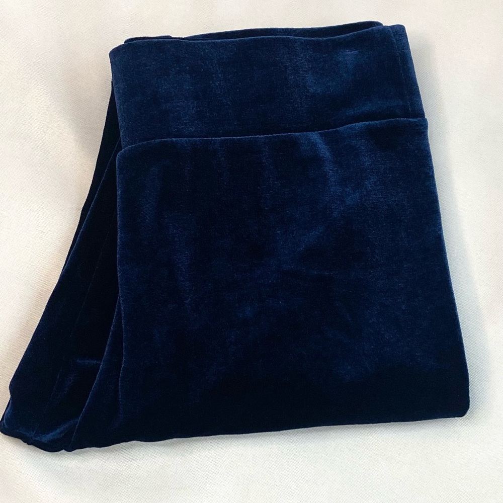 Romeo + Juliet Couture Navy Velour High-Waisted Leggings | Size M